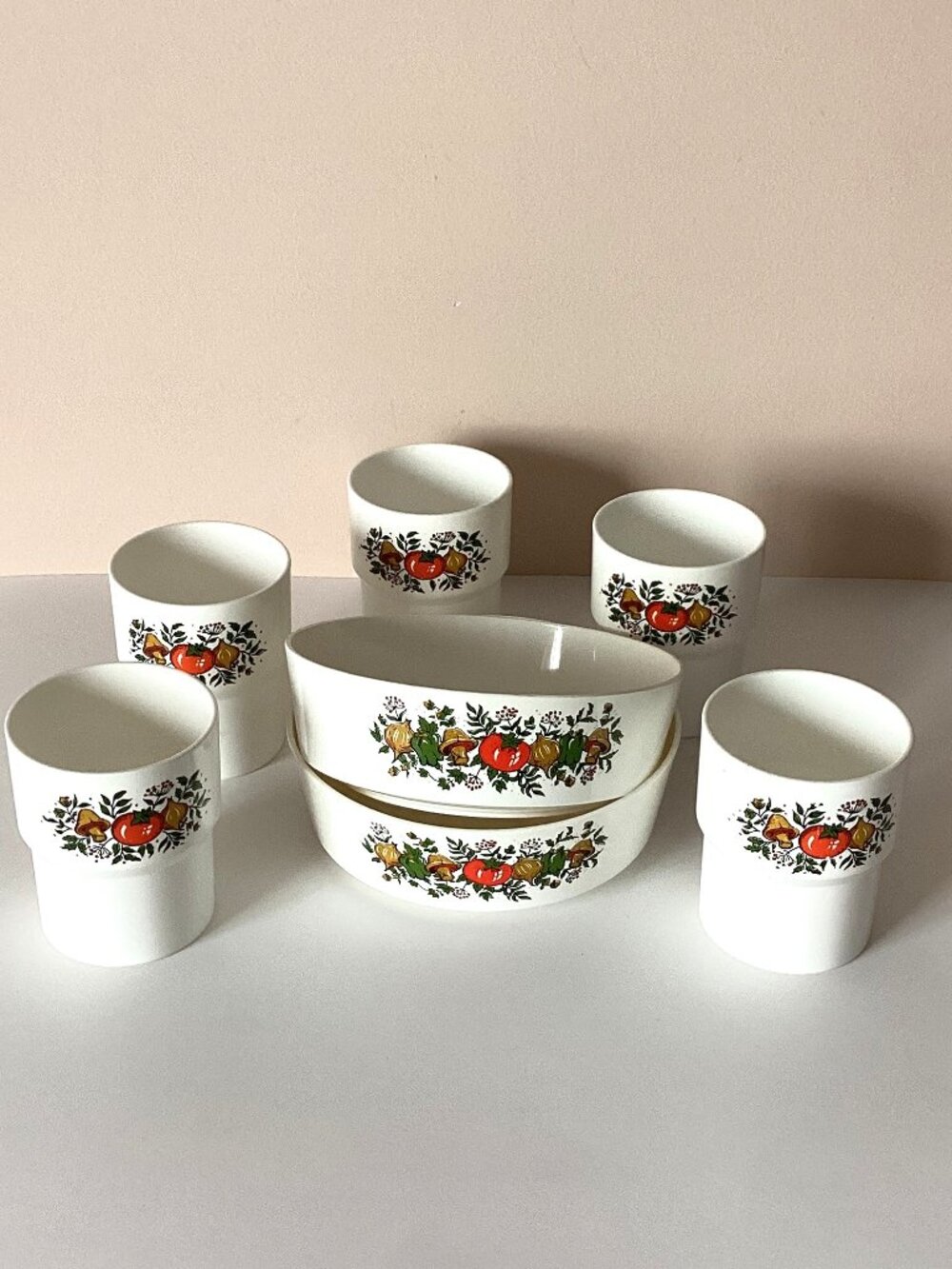 Vintage Plastic Sterilite Small Bowls & Tumblers Spice of Life Mushrooms